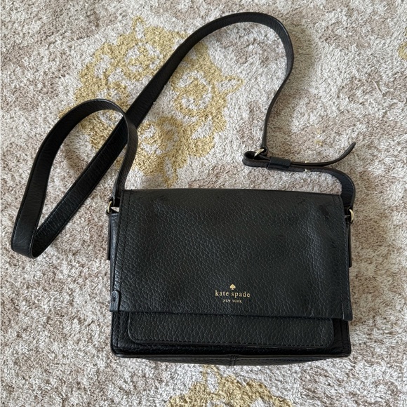 kate spade Handbags - Kate Spade Black Pebbled Leather Crossbody Bag
